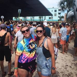 Meet your Posher, Dana